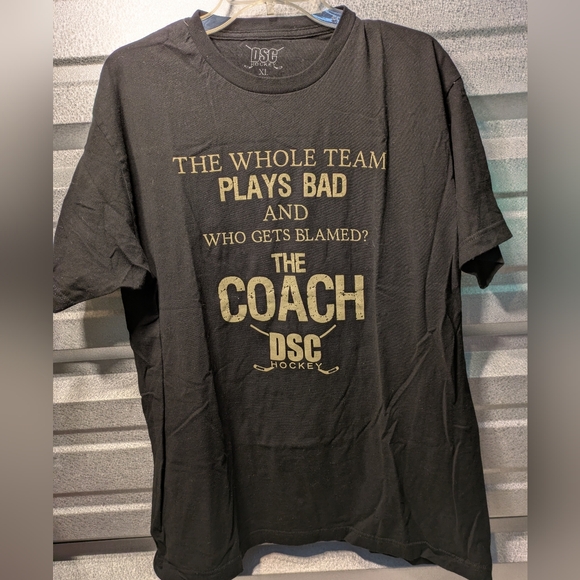 DSC HOCKEY Other - DSC HOCKEY Black Coach Graphic Men's Tee SIZE xl